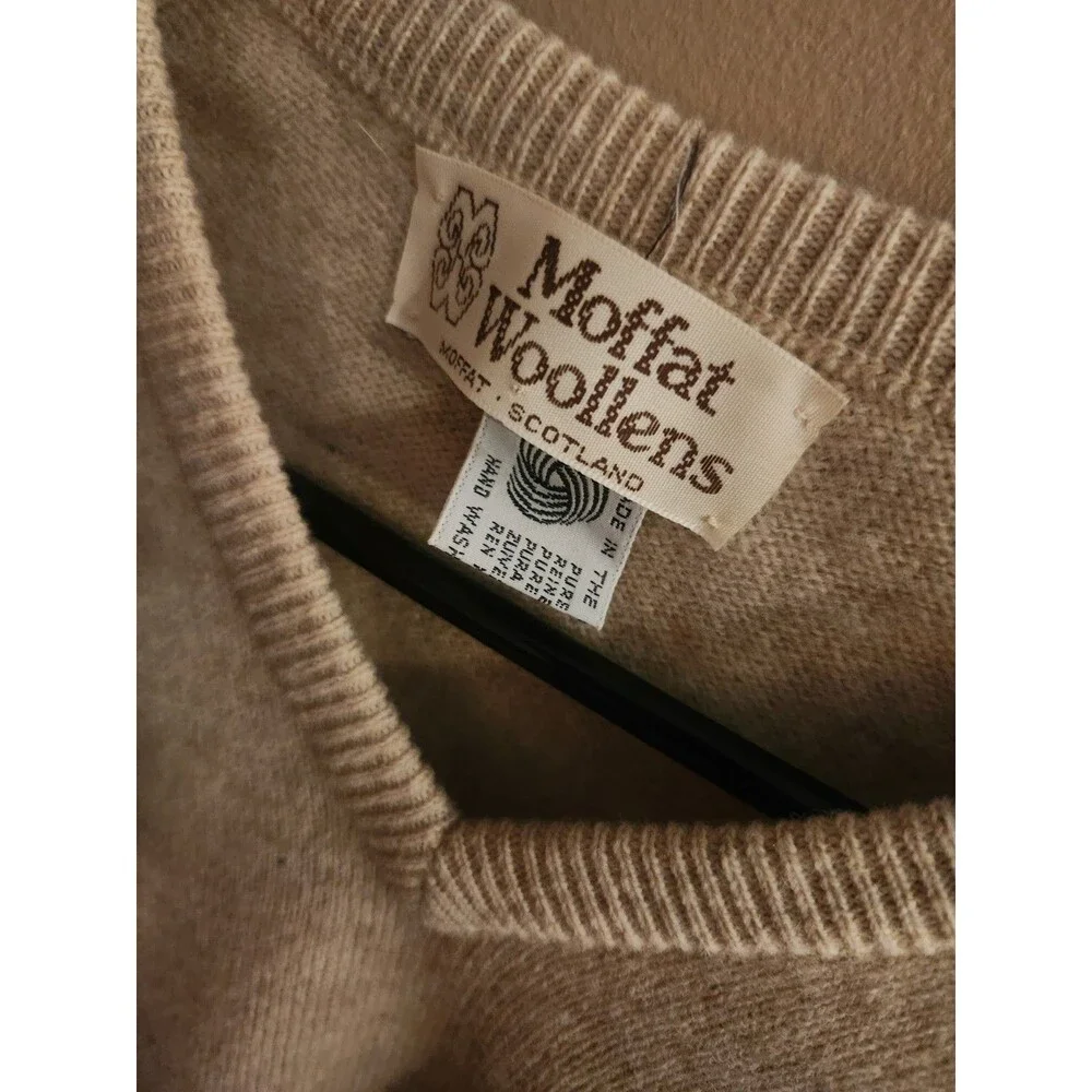 Vintage Moffat Woollens Scotland Pure New Wool Sweater Beige Repaired Size S?